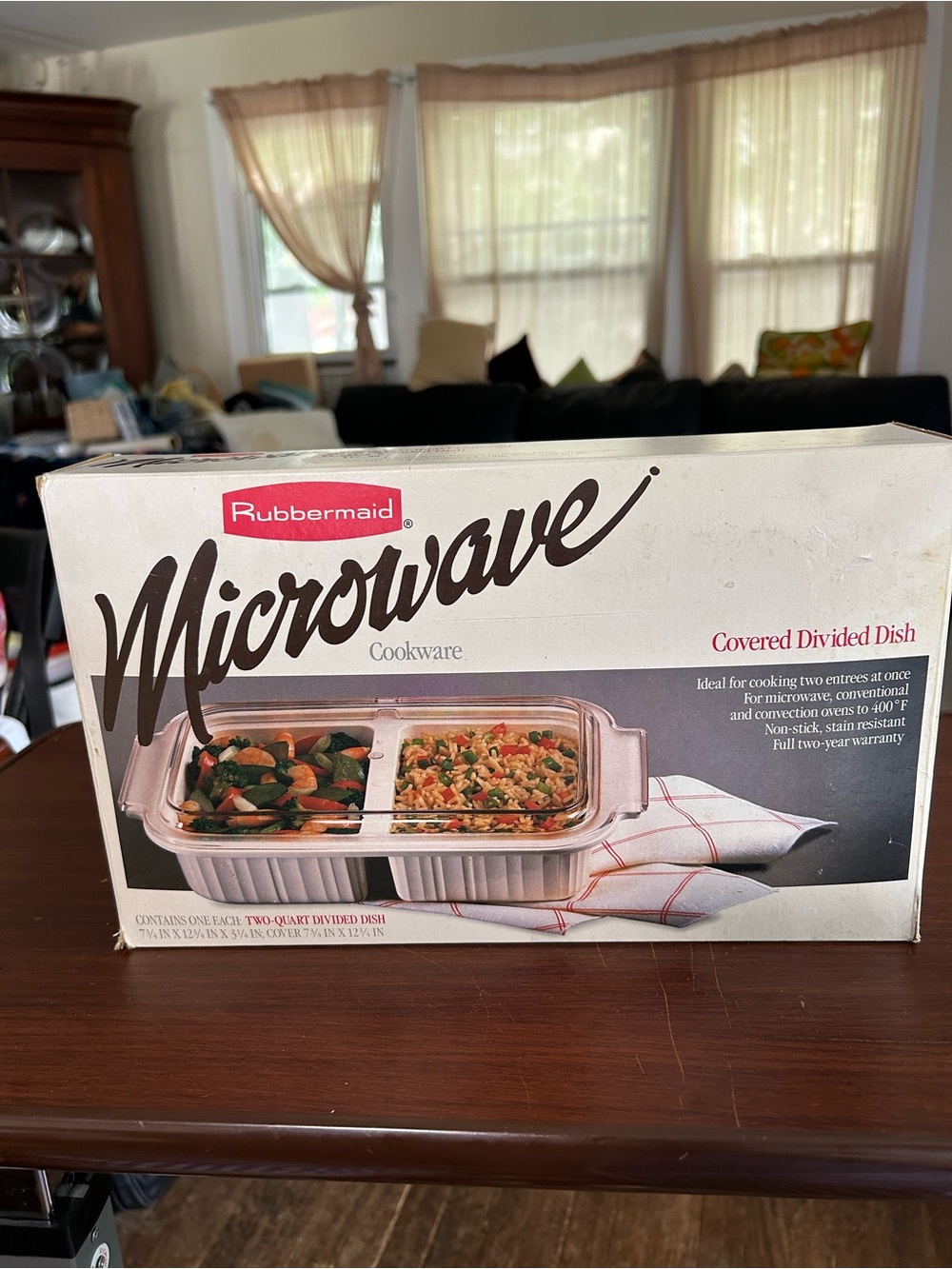 Rubbermaid White Covered Divided Microwave Dish with Clear Lid, regular oven,too